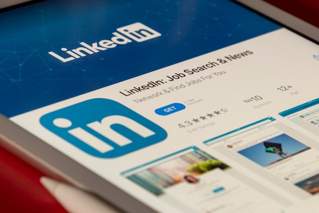 12 LinkedIn B2B Marketing Best Practices (To Get More Prospects)